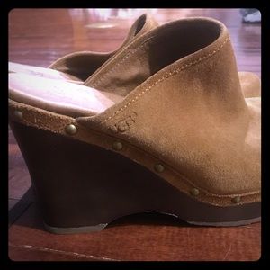 Ugg Mule